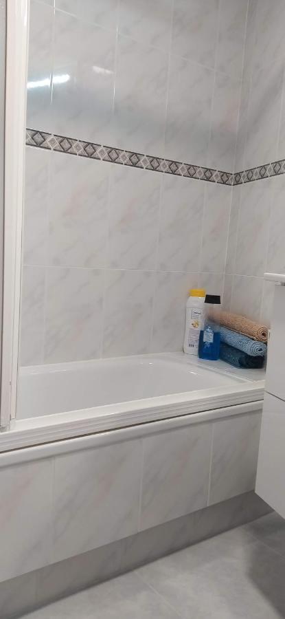 Moderno Y Luminoso 2 Dormitorios Con Todas Las Comodidades En Pontevedra Ciudad Bagian luar foto